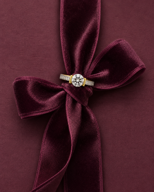 What Jewellery Should You Give a Woman for Christmas? Specific Tips by Age and Style