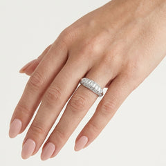White Gold Emerald And Round Cut Diamond Band Ring