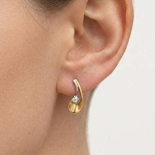 Graceful Two-Tone Diamond Drop Earrings
