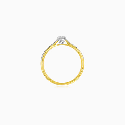 Elegant yellow gold diamond ring with pavé