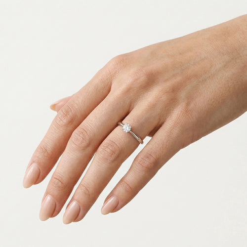 Graceful White Gold Diamond Ring