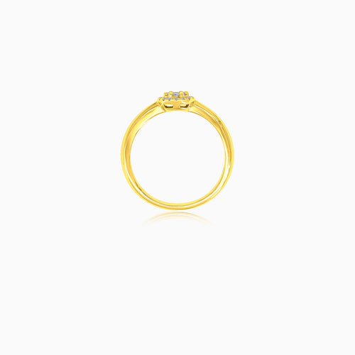 Yellow gold diamond ring