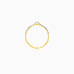 Yellow Gold Ring With Diamond-Set Shoulders