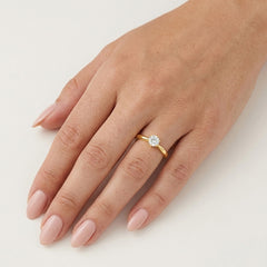 Elegant Curve Diamond Ring