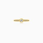 Round diamond yellow gold engagement ring