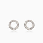 Gold stud earrings with  diamonds in round cut