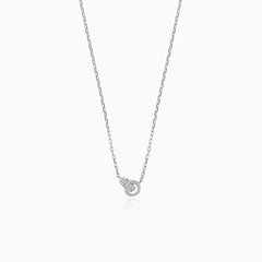 Elegantní náhrdelník z bílého zlata se dvěma diamantovými kruhy