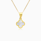 Clover leaf gold pendant