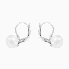 Classic pearl drop earrings in white gold