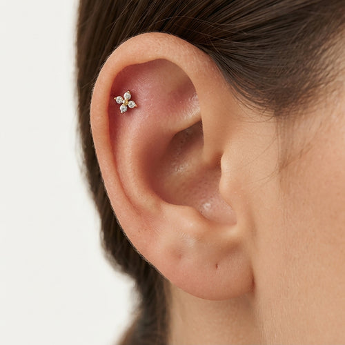 Květinový Piercing do Ucha ze Žlutého Zlata