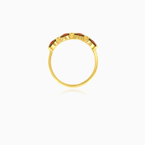 Garnet Marquise-Schliff Goldring