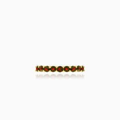 Classic garnet ring in yellow gold