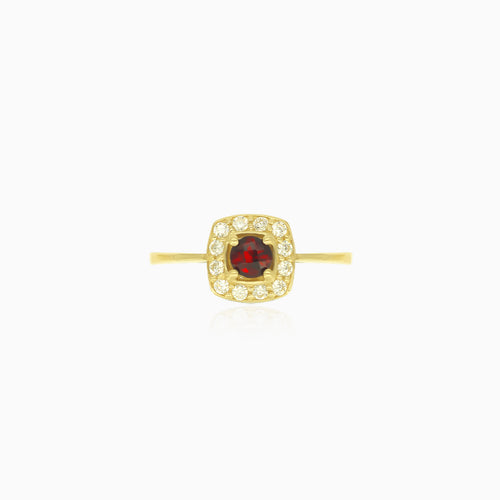 Einfacher Ring aus königlichem Gelbgold mit Granat