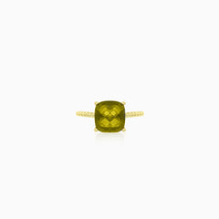 Bague en or élégante avec moldavite taille coussin