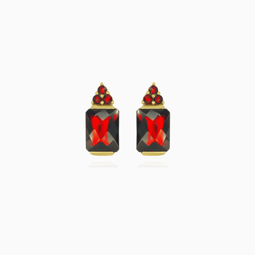 Stylish emerald and round cut garnet earrings
