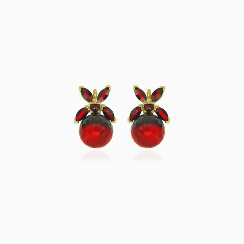 Interesting design yellow gold garnet earrings