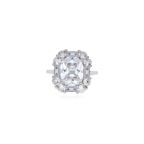 Ring mit Halo aus Zirkonia im Kissenschliff und Rundschliff