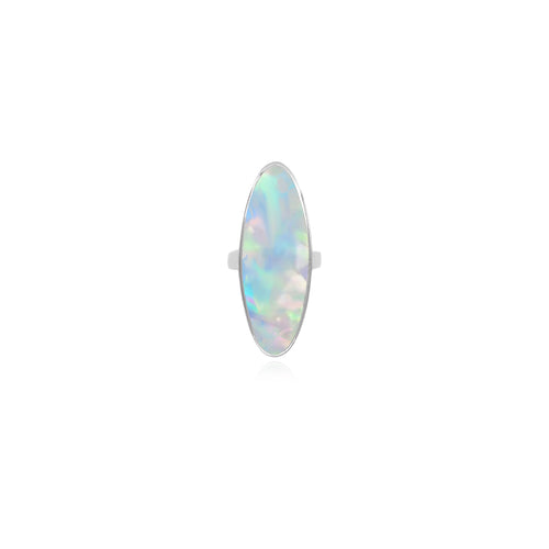 Langer Ring mit weißem Opal