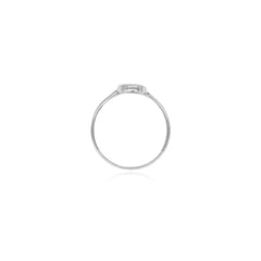 Anillo de plata esterlina con ópalo blanco