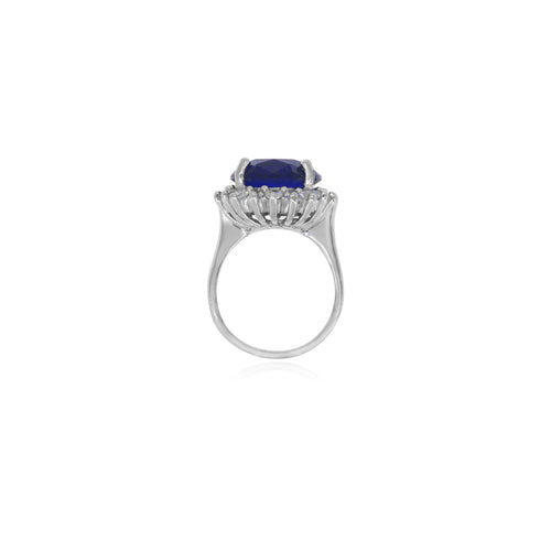 Halo-Ring aus Sterlingsilber mit ovalem Saphir