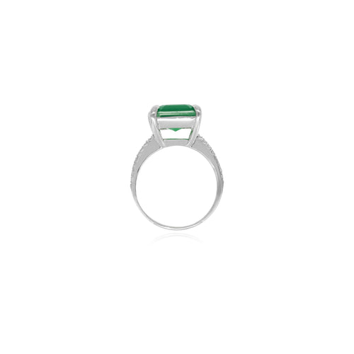 Ring aus Sterlingsilber mit smaragdgeschliffenem Smaragd