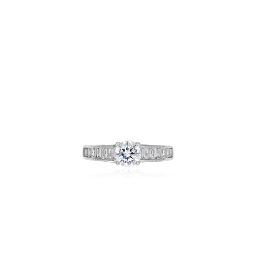 Sterlingsilberring mit runden und Baguette-Zirkonia