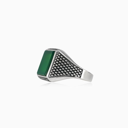 Silver bold ring with princess jade