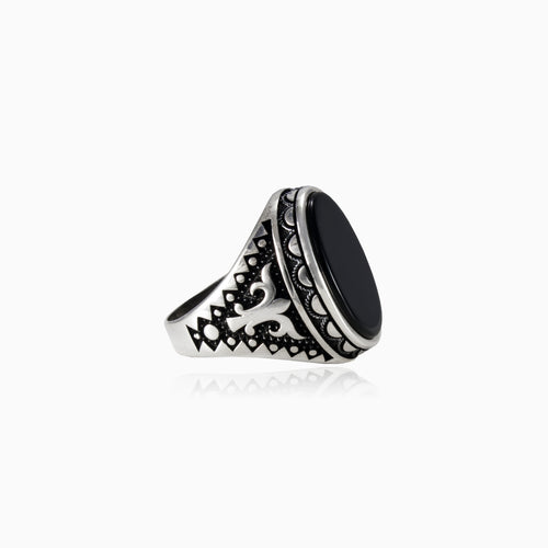 Silver men ring with dark onyx center
