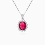 Halo-Anhänger aus Sterlingsilber mit oval geschliffenem Rubin