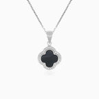 Pendentif halo en argent sterling avec trèfle en onyx