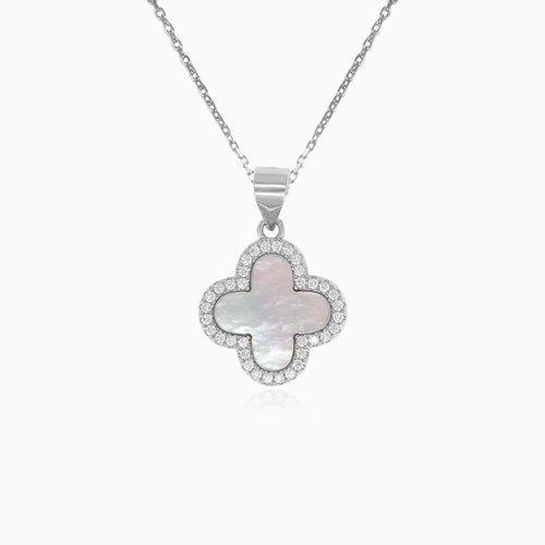 Sterling silver clover pearl pendant