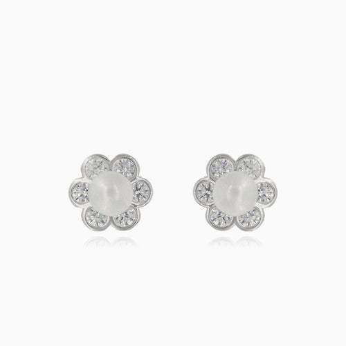 Silver flower earrings with pearl