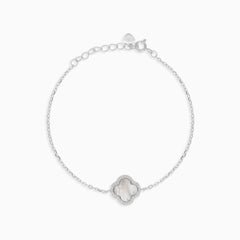 Pulsera de trébol con perla en plata de ley
