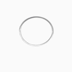 Pulsera rígida de plata con circonitas cúbicas de corte redondo y princesa
