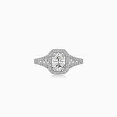 Zásnubní prsten Oval Halo s diamanty z bílého zlata