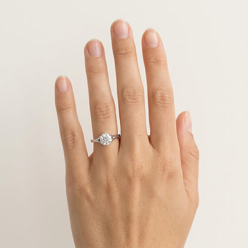 Lotus Setting Solitaire LGD Diamond Gold Ring