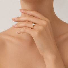 Modern Yellow Gold Zircon Ring