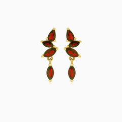 Půvabné zlaté náušnice s markýzovým granátem