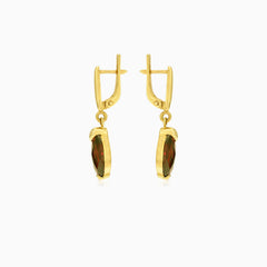 Elegance in marquise garnet