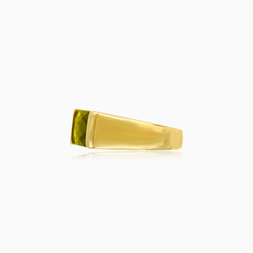 Auffälliger Ring mit quadratischem Moldavit