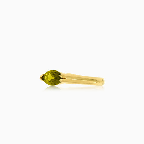 Eleganter Moldavit-Ring im Marquiseschliff