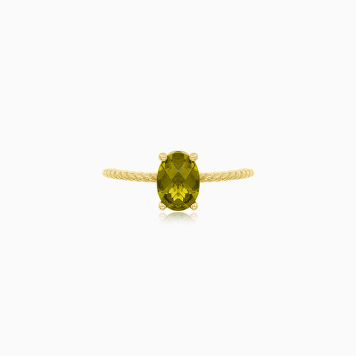 Ovaler Moldavit-Goldring mit zarten Details