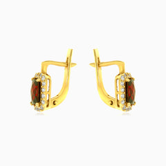 Zlaté náušnice s granátem a kubickými zirkony