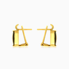 Zlaté  náušnice s granáty a odvážnou geometrií