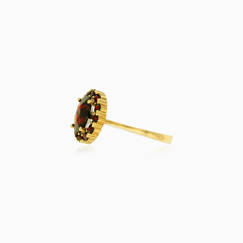 Zeitloser Glamour Granat Ring mit fein facettierten Clustern