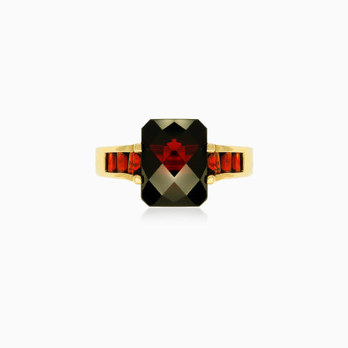 Goldring mit strahlender Ausstrahlung