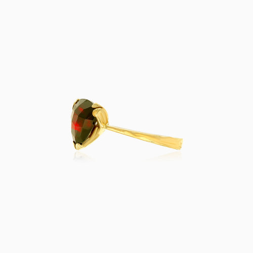 Stilvoller Granat-Ring mit Trilliant-Schliff