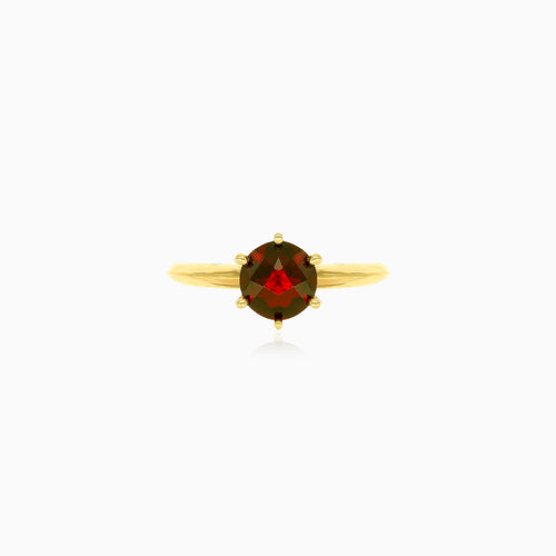 Eleganter Granat-Ring im runden feinen Treppenschliff