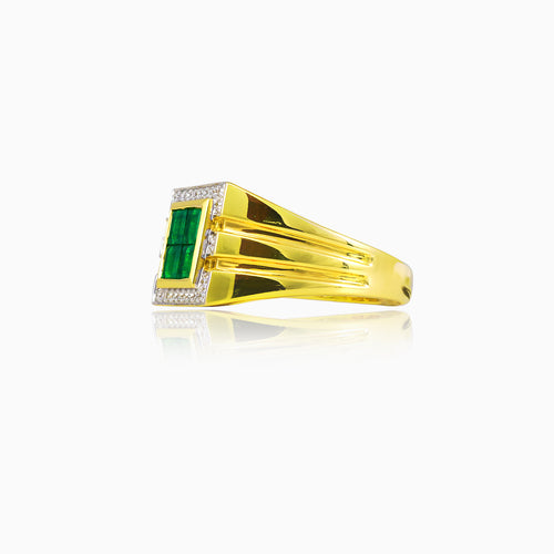 Ring mit Smaragd und Diamanten