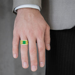 Ring mit Smaragd und Diamanten